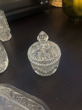 Wexford Anchor Hocking  Crystal Serveware Candy Dish With Lid